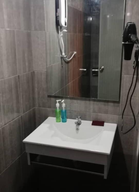 Myera Hotel Banting  Zewnętrze zdjęcie